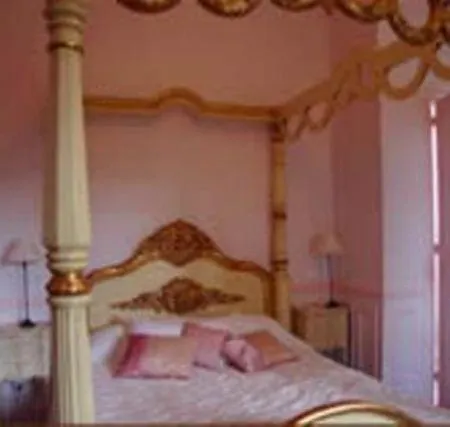 Chateau Estefani B&B *